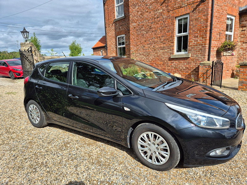 Kia Ceed 1.4 1 Euro 5 5dr 5dr Manual 2026