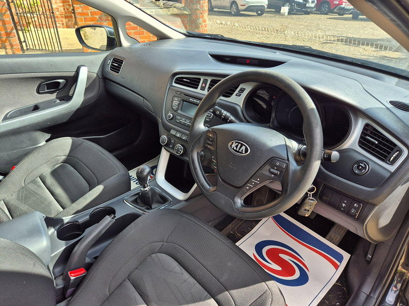 Kia Ceed 1.4 1 Euro 5 5dr 5dr Manual 2026
