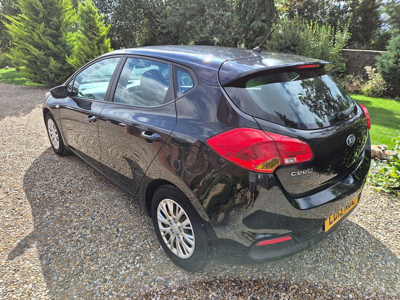 Kia Ceed 1.4 1 Euro 5 5dr 5dr Manual 2026