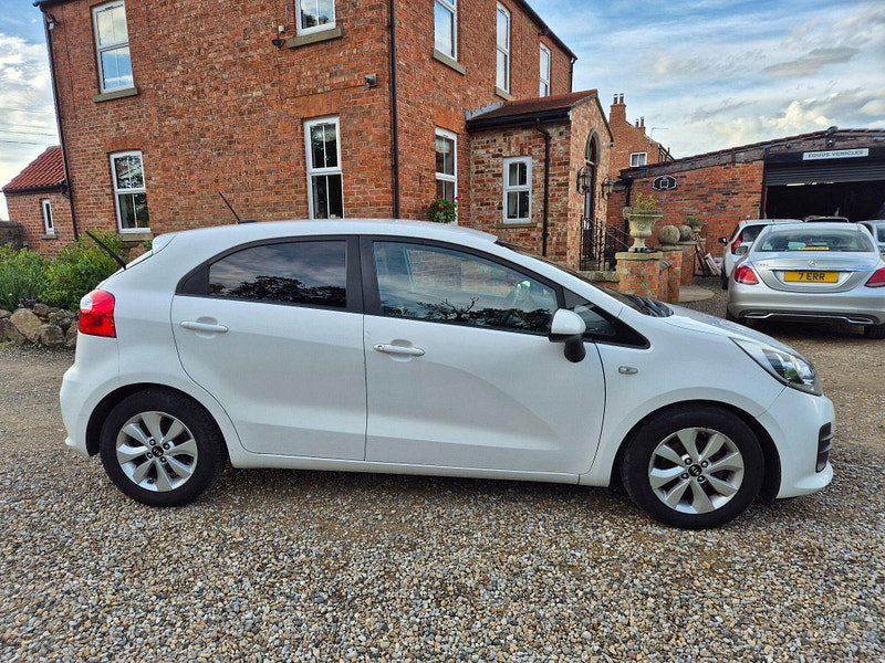 Kia Rio 1.25 SR7 Euro 6 5dr 5dr Manual 2026