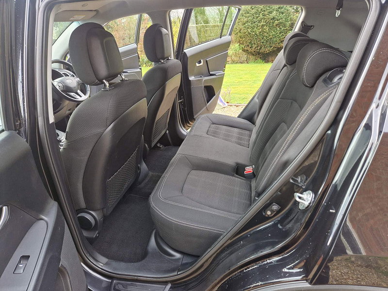 Kia Sportage 1.7 CRDi EcoDynamics 1 2WD Euro 5 (s/s) 5dr 5dr Manual 2026