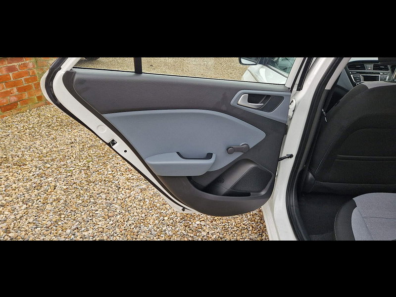 Hyundai I20 1.2 Blue Drive S Euro 6 (s/s) 5dr 5dr Manual 2026