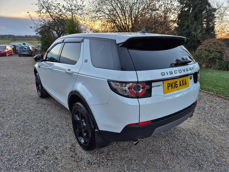 Land Rover Discovery Sport 2.0 TD4 SE Tech 4WD Euro 6 (s/s) 5dr (5 Seat) 5dr Manual 2026