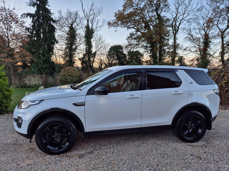 Land Rover Discovery Sport 2.0 TD4 SE Tech 4WD Euro 6 (s/s) 5dr (5 Seat) 5dr Manual 2026