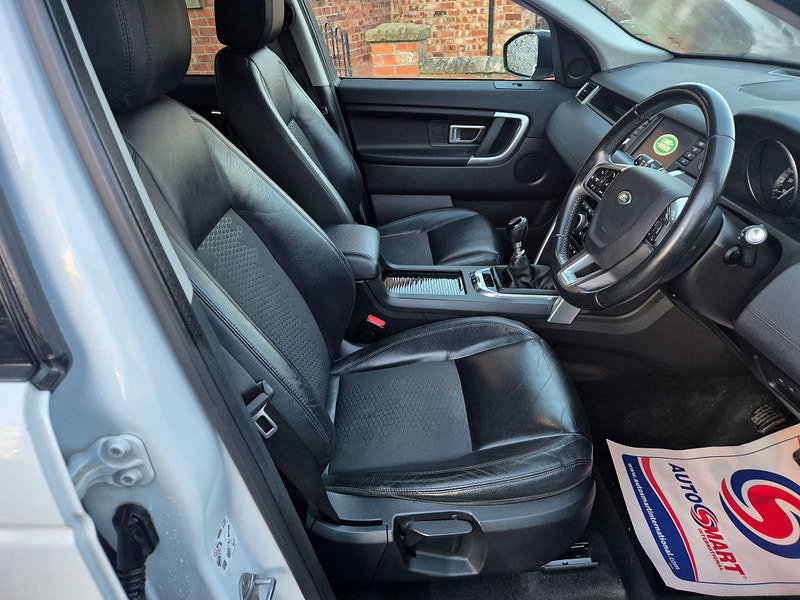 Land Rover Discovery Sport 2.0 TD4 SE Tech 4WD Euro 6 (s/s) 5dr (5 Seat) 5dr Manual 2026