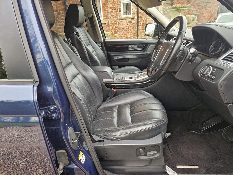 Land Rover Range Rover Sport 3.0 SDV6 HSE BLACK 5d 255 BHP 5dr Automatic 2026