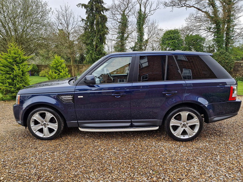 Land Rover Range Rover Sport 3.0 SDV6 HSE BLACK 5d 255 BHP 5dr Automatic 2026
