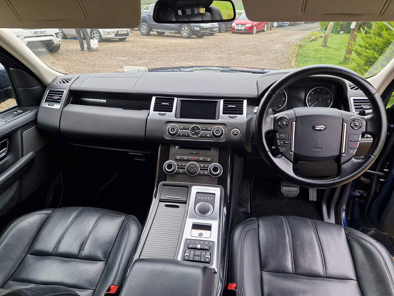 Land Rover Range Rover Sport 3.0 SDV6 HSE BLACK 5d 255 BHP 5dr Automatic 2026