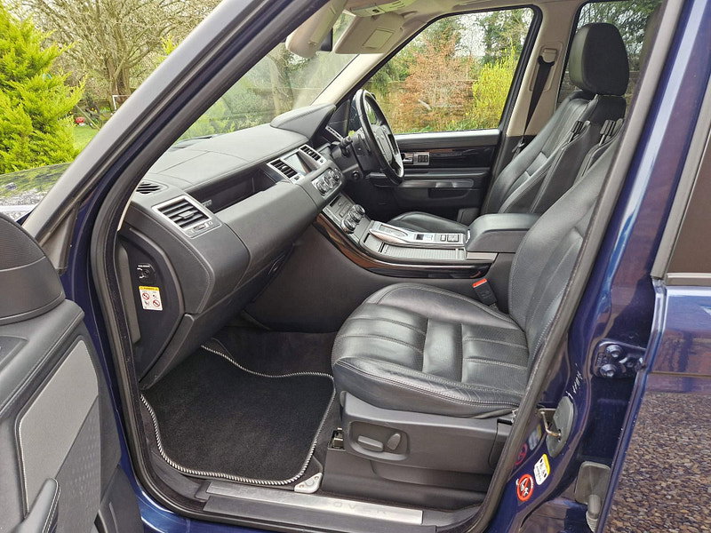 Land Rover Range Rover Sport 3.0 SDV6 HSE BLACK 5d 255 BHP 5dr Automatic 2026