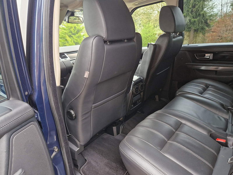 Land Rover Range Rover Sport 3.0 SDV6 HSE BLACK 5d 255 BHP 5dr Automatic 2026