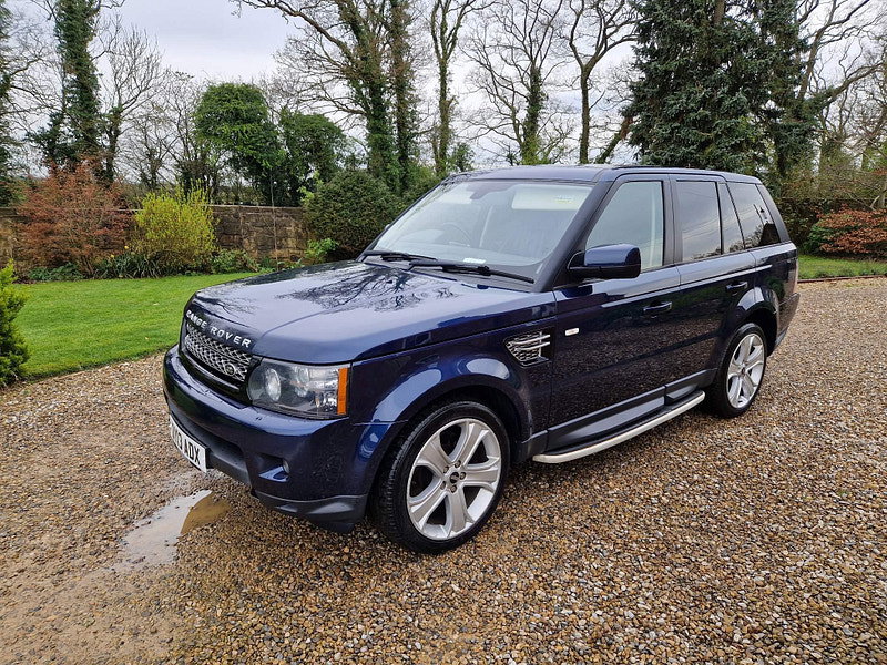 Land Rover Range Rover Sport 3.0 SDV6 HSE BLACK 5d 255 BHP 5dr Automatic 2026
