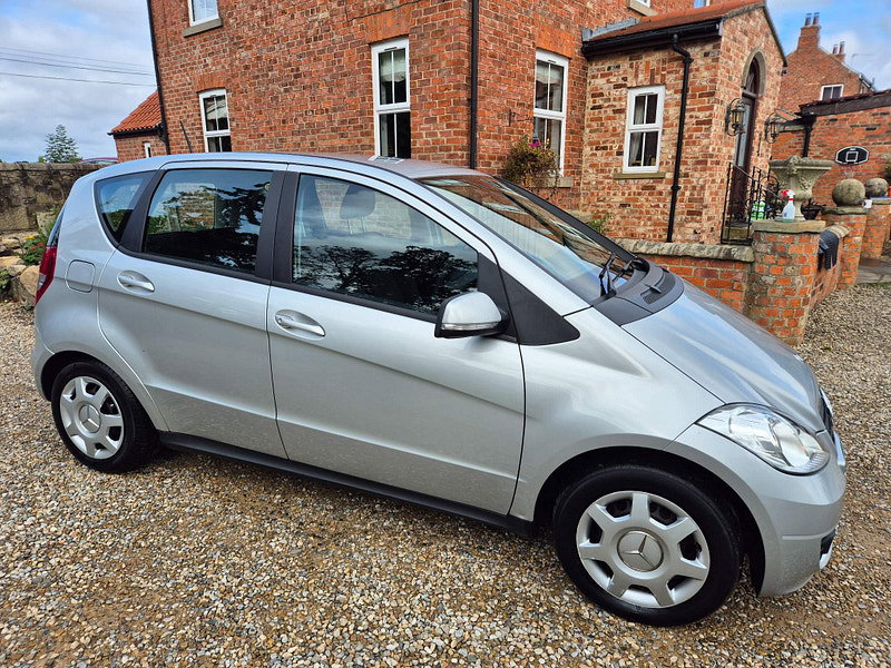 Mercedes-Benz A Class 1.5 A160 Classic SE CVT 5dr 5dr Automatic 2026