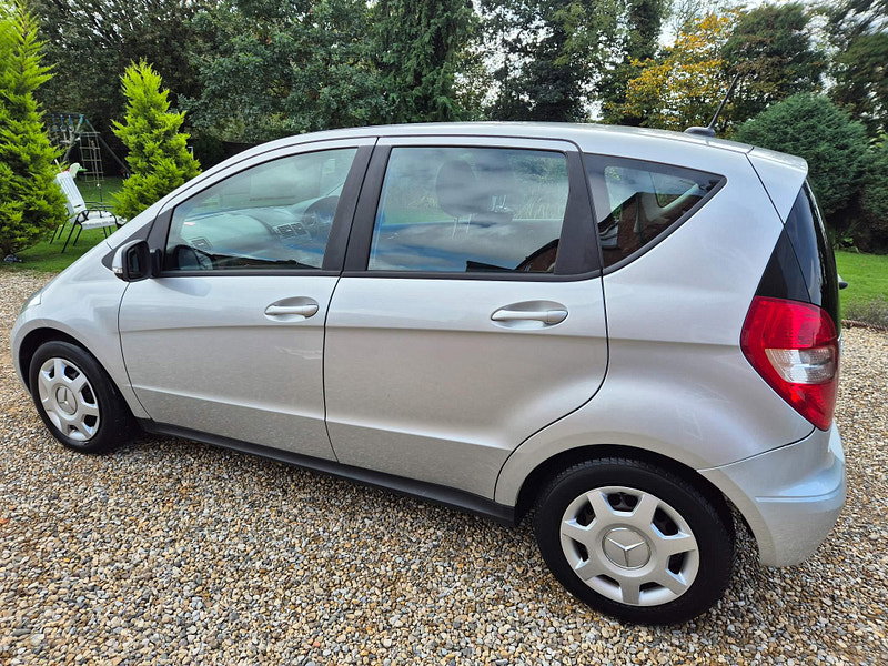 Mercedes-Benz A Class 1.5 A160 Classic SE CVT 5dr 5dr Automatic 2026