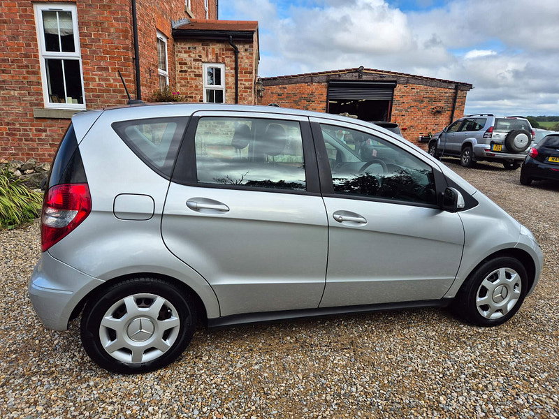 Mercedes-Benz A Class 1.5 A160 Classic SE CVT 5dr 5dr Automatic 2026