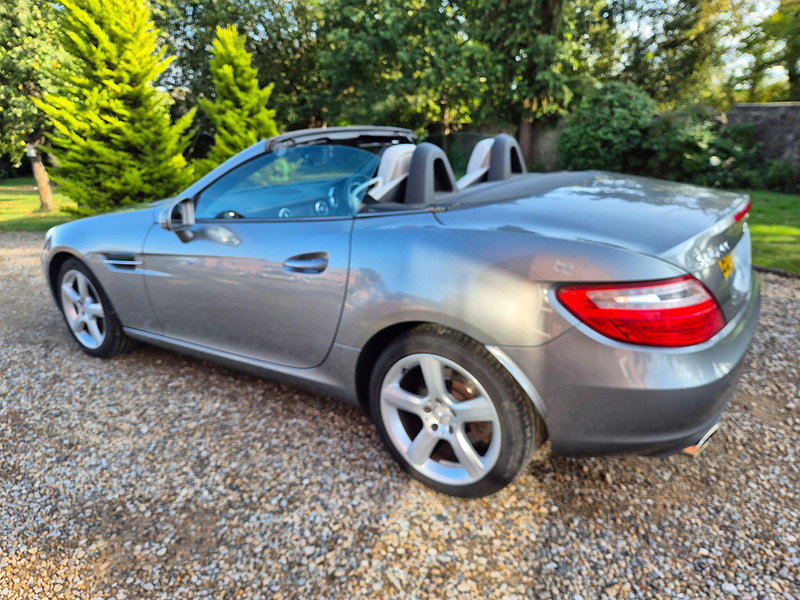 Mercedes-Benz SLK 1.8 SLK200 BlueEfficiency Euro 5 (s/s) 2dr 2dr Manual 2026
