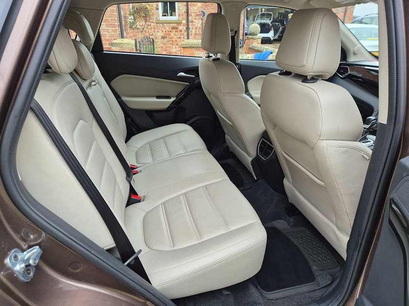 MG GS 1.5 TGI Exclusive DCT Euro 6 (s/s) 5dr 5dr Automatic 2026