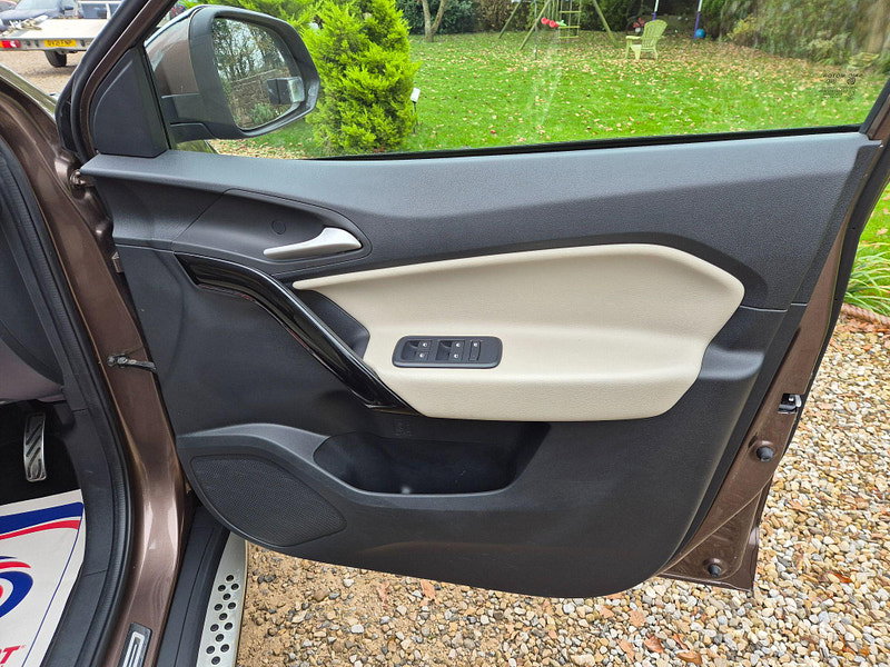MG GS 1.5 TGI Exclusive DCT Euro 6 (s/s) 5dr 5dr Automatic 2026