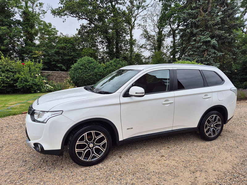 Mitsubishi Outlander 2.2 DI-D GX3 4WD Euro 5 (s/s) 5dr 5dr Manual 2026