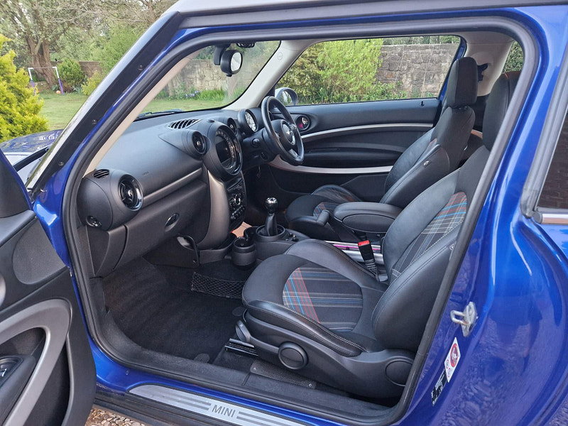 MINI Cooper 1.6 COOPER ALL4 3d 121 BHP 3dr Manual 2026