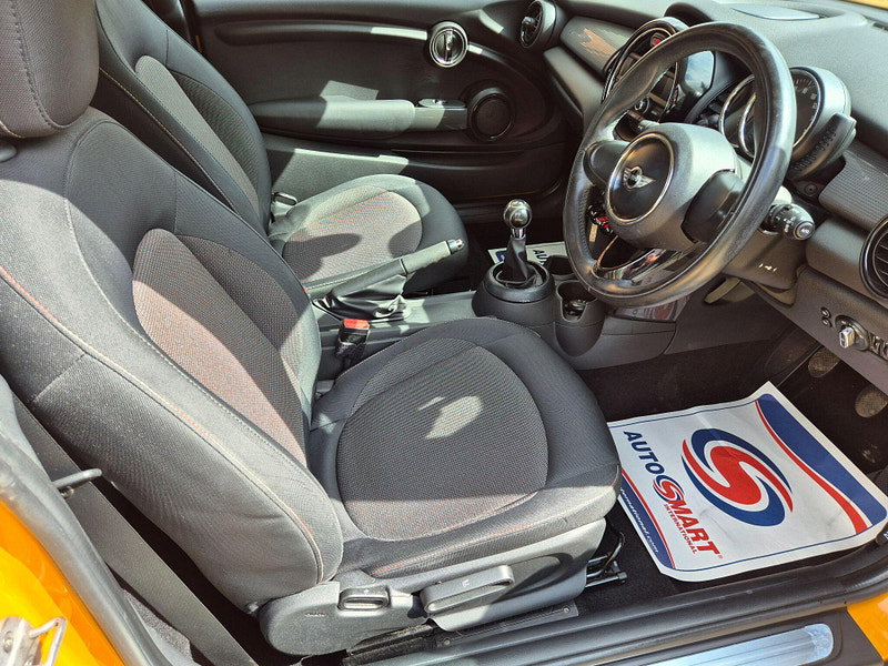 MINI Hatch 1.5 Cooper D Euro 6 (s/s) 3dr 3dr Manual 2026
