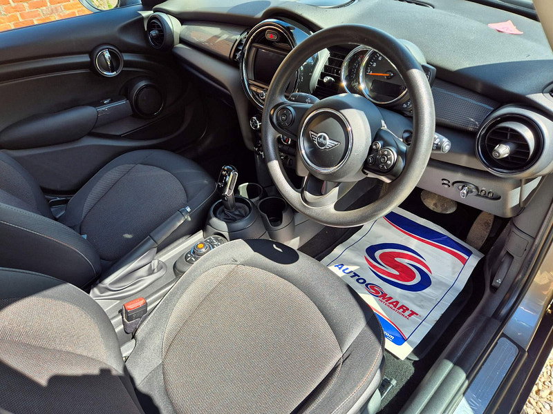 MINI Hatch 1.5 Cooper D Steptronic Euro 6 (s/s) 5dr 5dr Automatic 2026