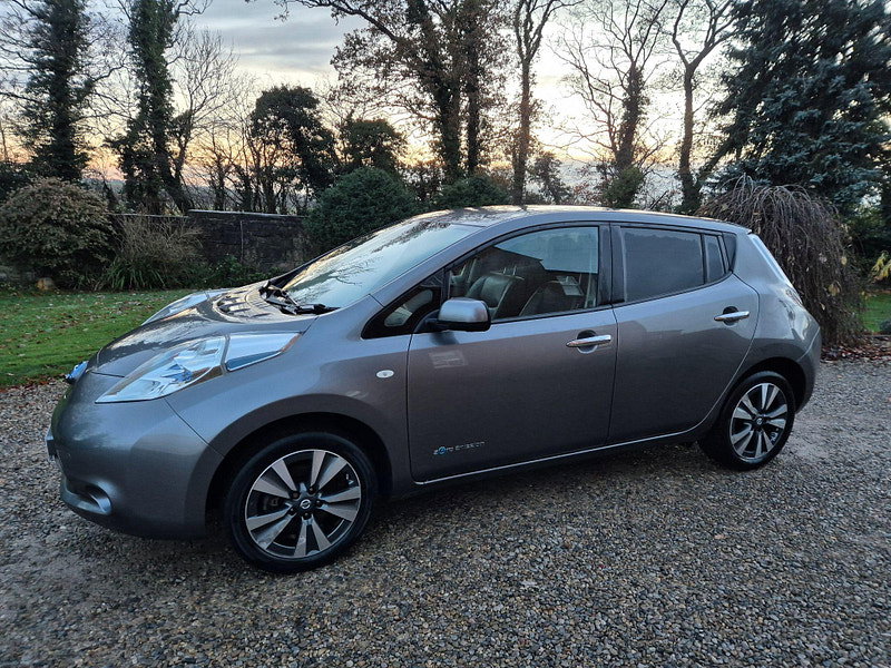 Nissan Leaf 24kWh Tekna Auto 5dr 5dr Automatic 2026