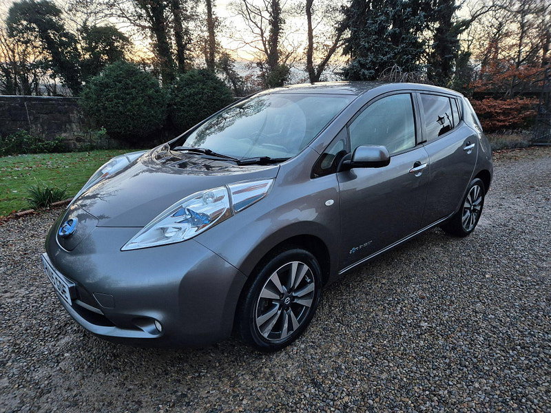 Nissan Leaf 24kWh Tekna Auto 5dr 5dr Automatic 2026