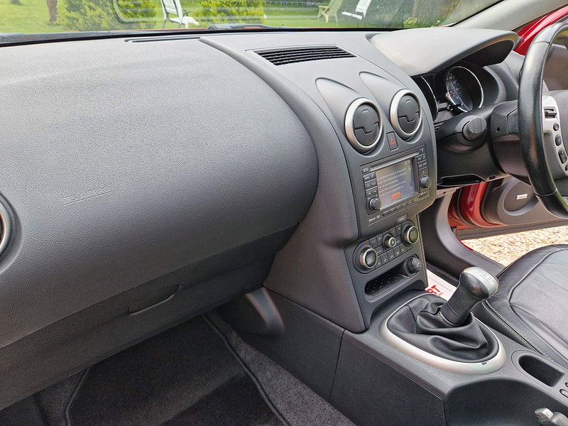 Nissan Qashqai 1.6 Tekna 2WD Euro 5 5dr 5dr Manual 2026
