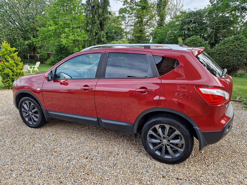 Nissan Qashqai 1.6 Tekna 2WD Euro 5 5dr 5dr Manual 2026