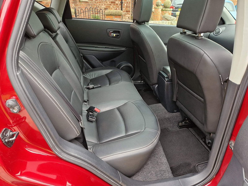 Nissan Qashqai 1.6 Tekna 2WD Euro 5 5dr 5dr Manual 2026