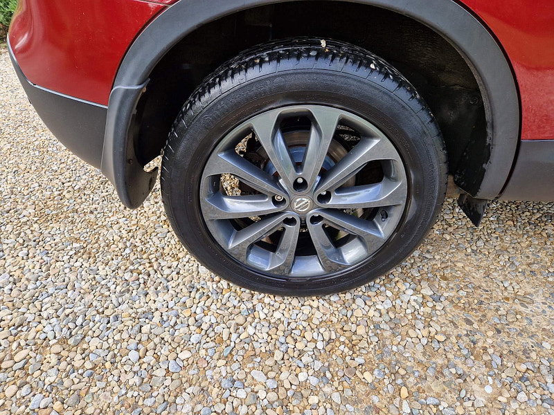 Nissan Qashqai 1.6 Tekna 2WD Euro 5 5dr 5dr Manual 2026
