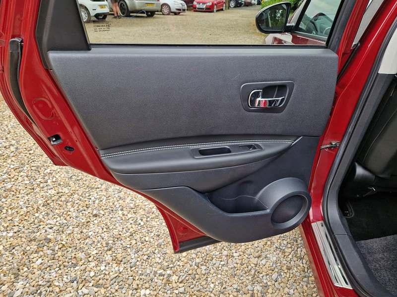Nissan Qashqai 1.6 Tekna 2WD Euro 5 5dr 5dr Manual 2026