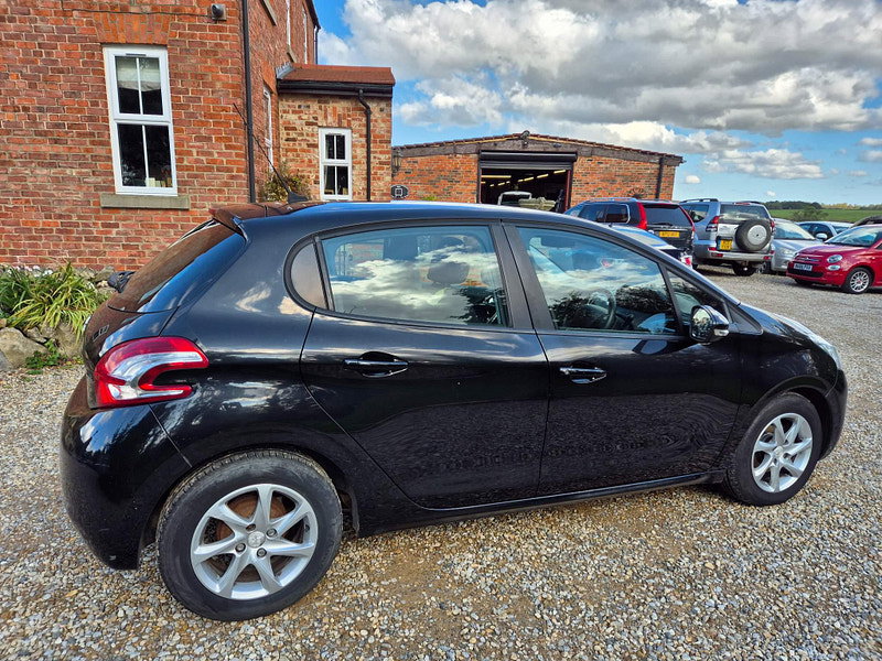 Peugeot 208 1.4 HDi Active Euro 5 5dr 5dr Manual 2026