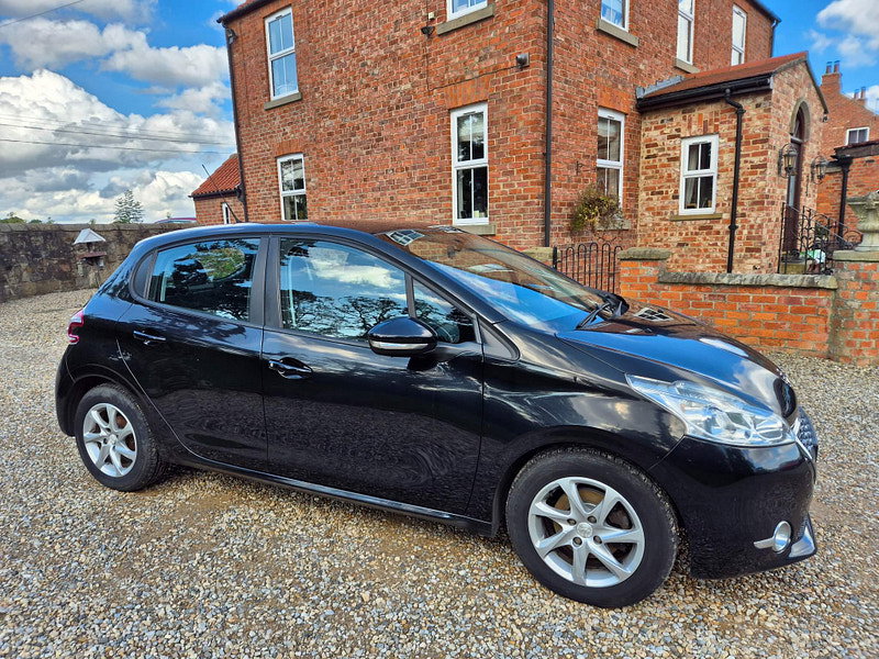 Peugeot 208 1.4 HDi Active Euro 5 5dr 5dr Manual 2026