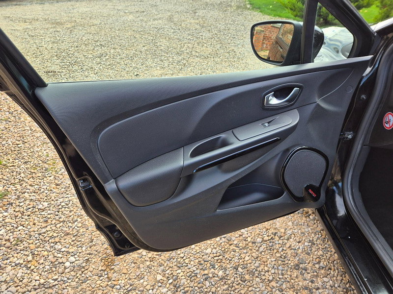 Renault Clio 1.2 16V Dynamique MediaNav Euro 5 5dr 5dr Manual 2026