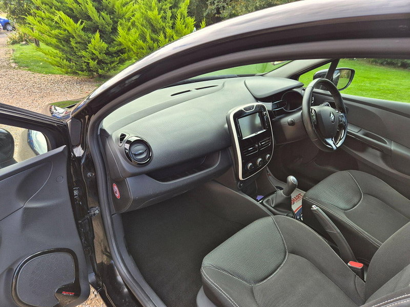 Renault Clio 1.2 16V Dynamique MediaNav Euro 5 5dr 5dr Manual 2026