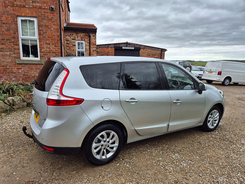 Renault Grand Scenic 1.5 dCi ENERGY Dynamique TomTom Euro 5 (s/s) 5dr 5dr Manual 2026
