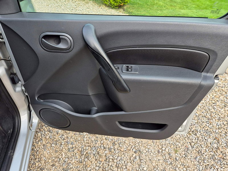 Renault Kangoo 1.5 ML19 dCi ENERGY Business FWD L2 H1 2dr 5dr Manual 2026