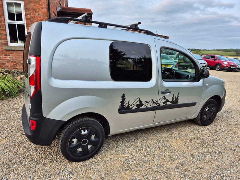 Renault Kangoo 1.5 ML19 dCi ENERGY Business FWD L2 H1 2dr 5dr Manual 2026