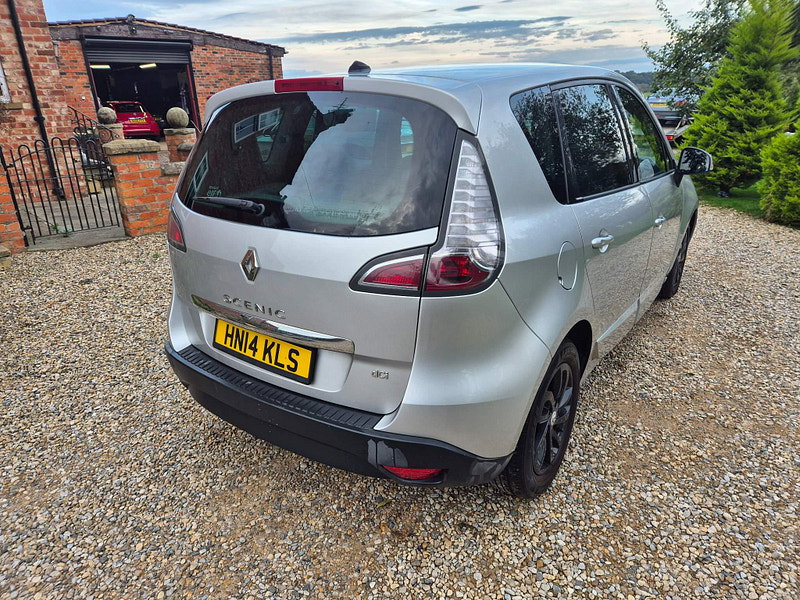 Renault Scenic 1.5 dCi Dynamique TomTom EDC Euro 5 5dr 5dr Automatic 2026