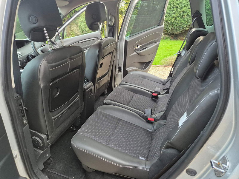 Renault Scenic 1.5 dCi Dynamique TomTom EDC Euro 5 5dr 5dr Automatic 2026