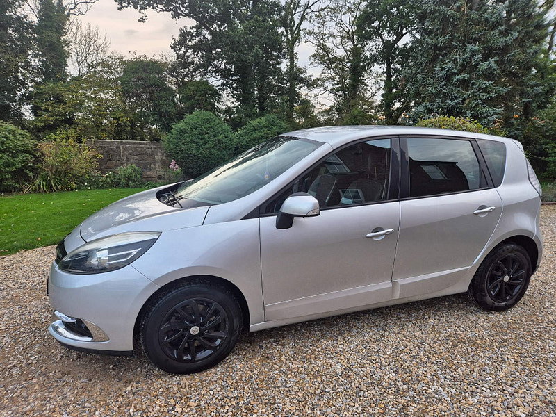 Renault Scenic 1.5 dCi Dynamique TomTom EDC Euro 5 5dr 5dr Automatic 2026