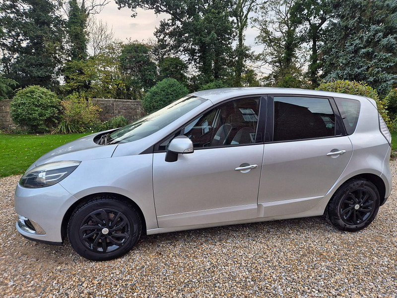 Renault Scenic 1.5 dCi Dynamique TomTom EDC Euro 5 5dr 5dr Automatic 2026