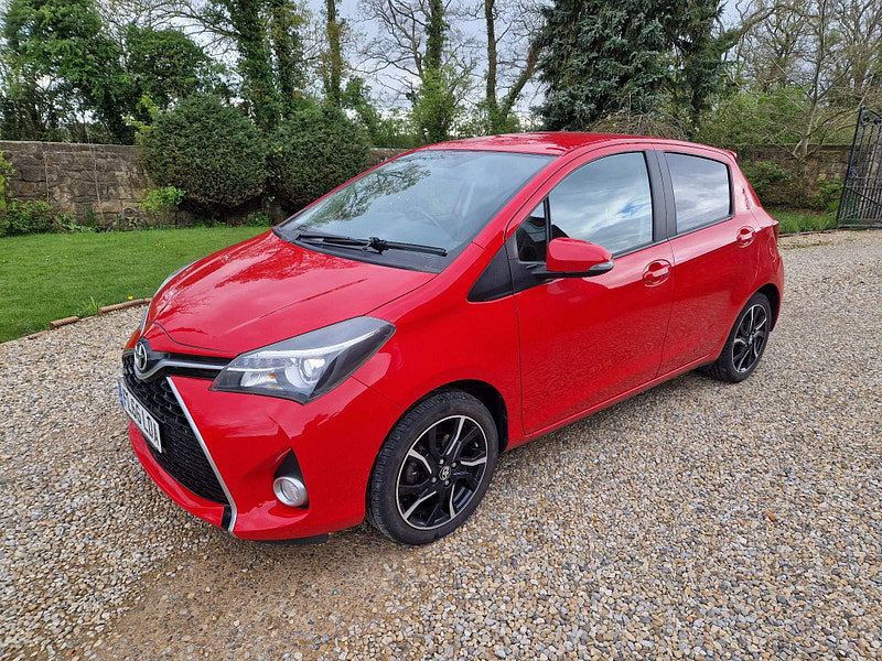 Toyota Yaris 1.33 Dual VVT-i Design Euro 6 5dr 5dr Manual 2026