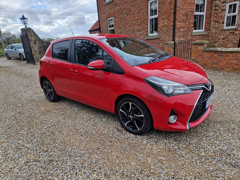 Toyota Yaris 1.33 Dual VVT-i Design Euro 6 5dr 5dr Manual 2026