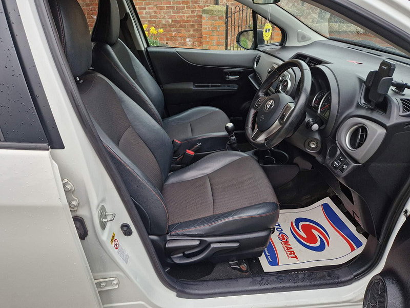 Toyota Yaris 1.33 Dual VVT-i Trend Euro 5 5dr 5dr Manual 2026