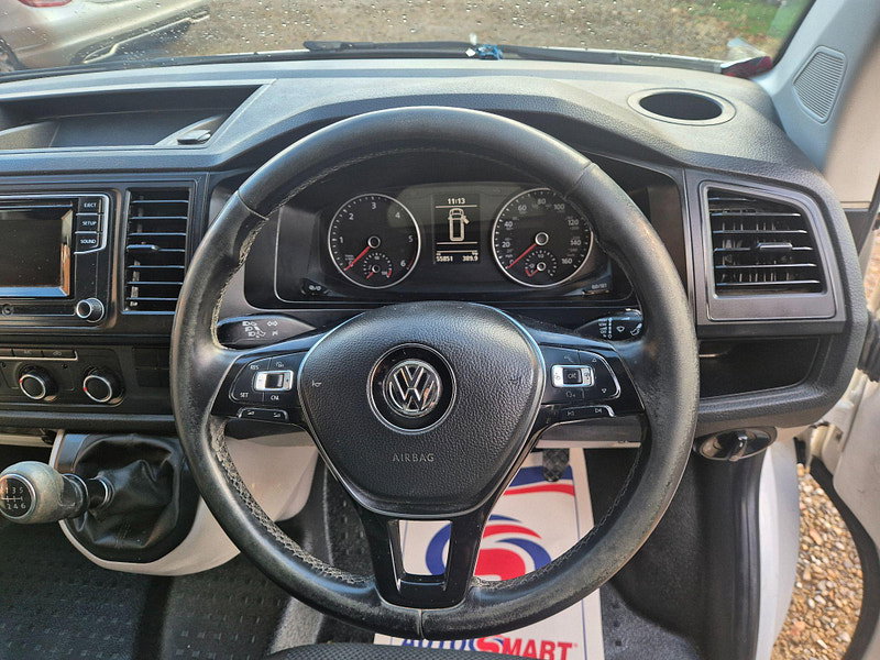 Volkswagen Transporter 2.0 TDI T28 BlueMotion Tech Highline FWD SWB Euro 6 (s/s) 5dr 5dr Manual 2026