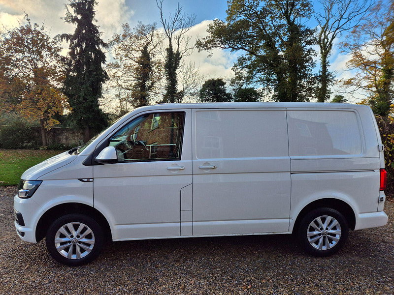 Volkswagen Transporter 2.0 TDI T28 BlueMotion Tech Highline FWD SWB Euro 6 (s/s) 5dr 5dr Manual 2026