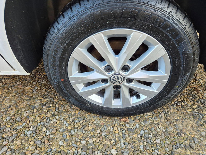 Volkswagen Transporter 2.0 TDI T28 BlueMotion Tech Highline FWD SWB Euro 6 (s/s) 5dr 5dr Manual 2026