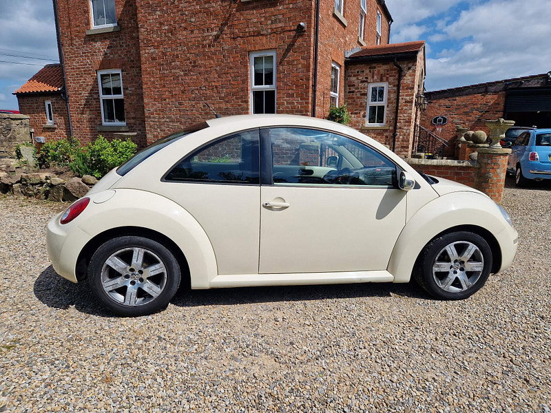 Volkswagen Beetle 1.6 Euro 4 3dr 3dr Manual 2026